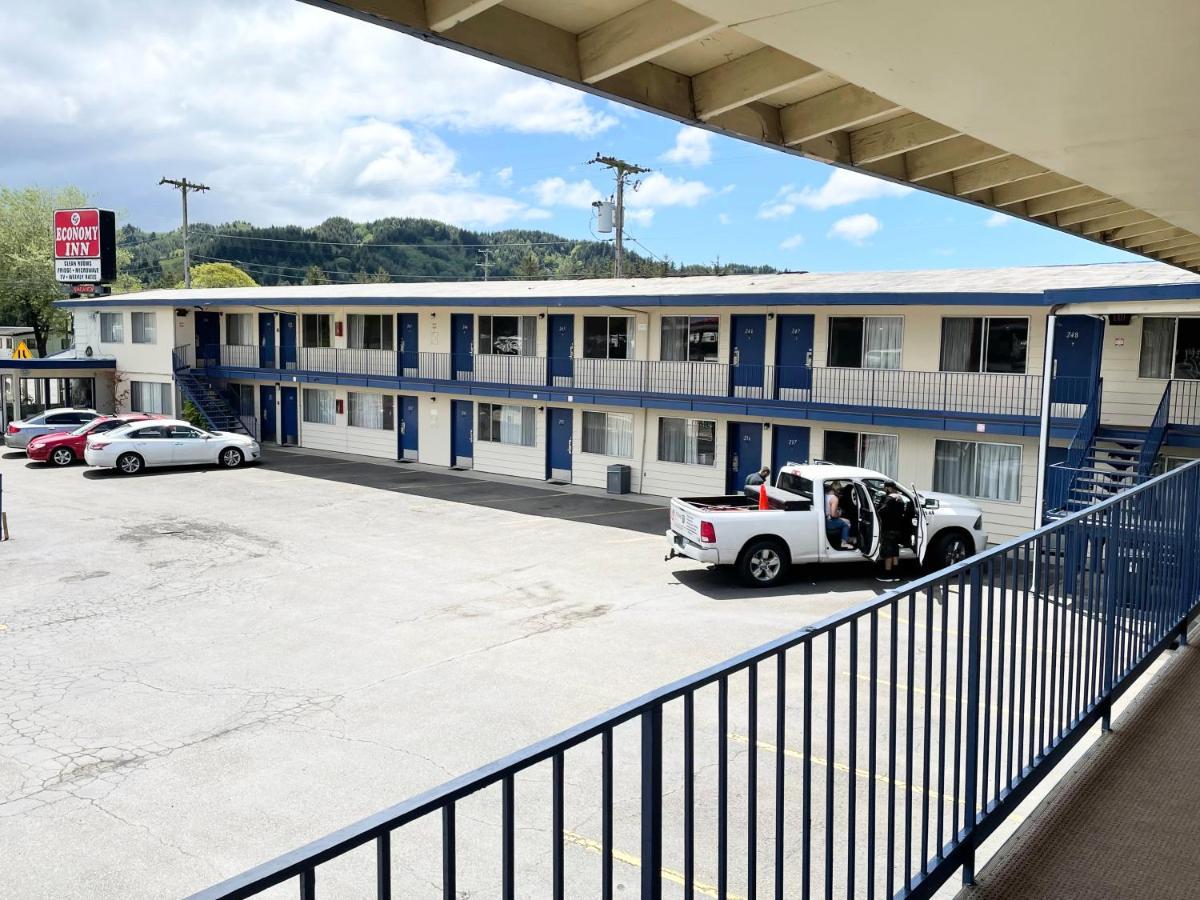 Economy Inn Reedsport Exterior foto